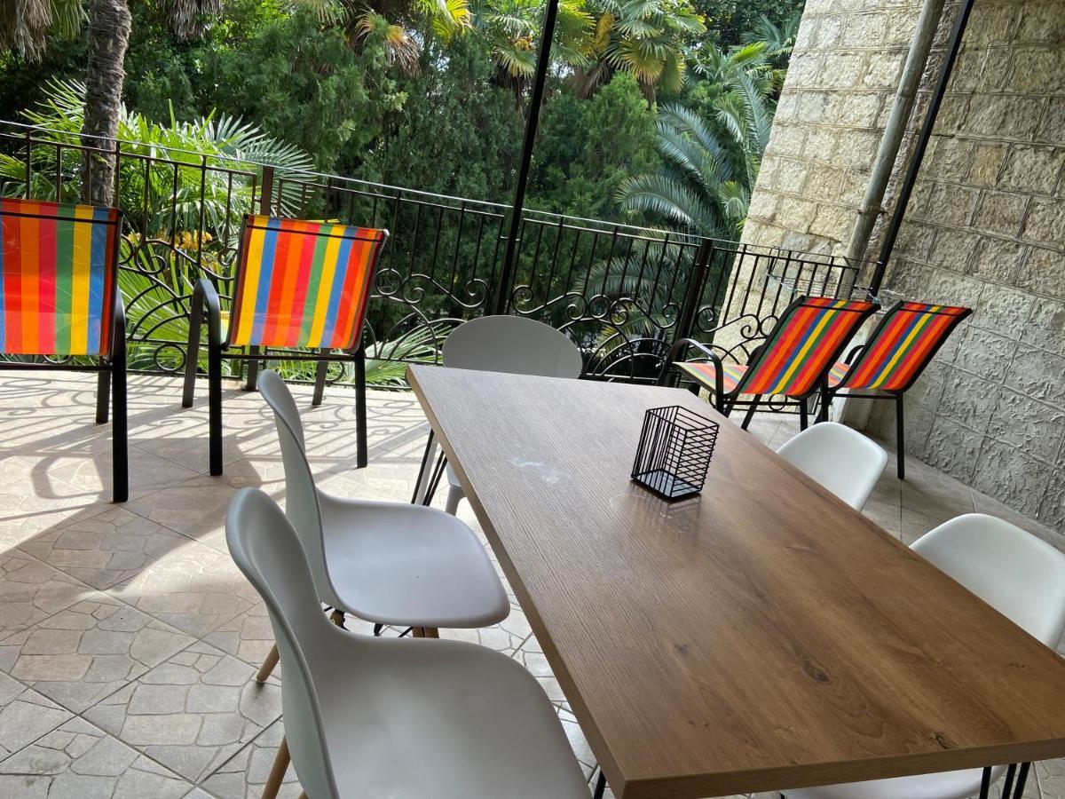 Gagra Hotel Printsevskii Zamok Екстер'єр фото